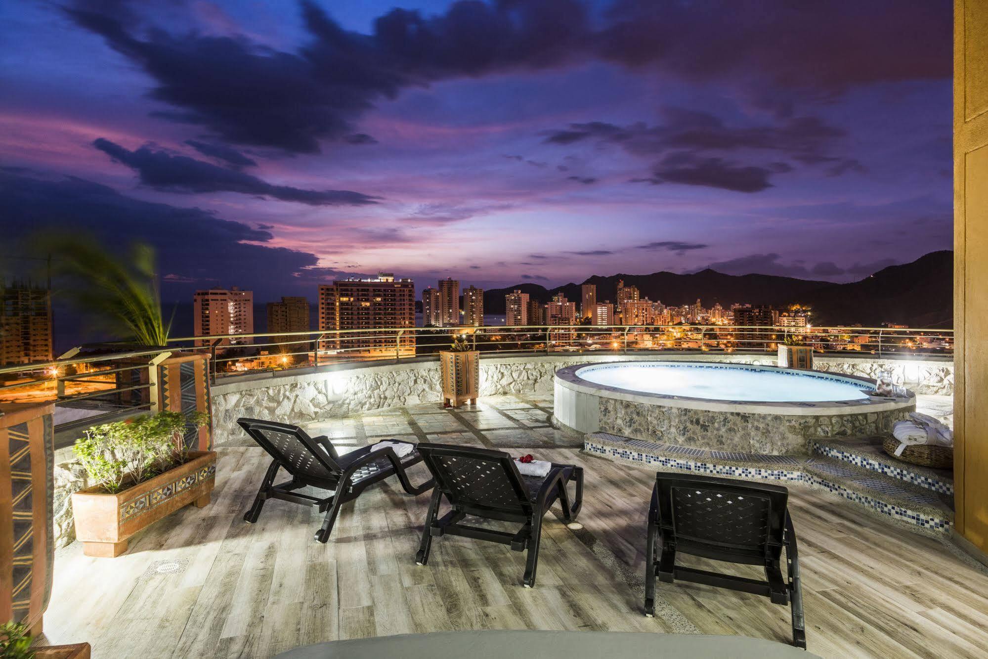 Terrazas Tayrona Travelers Apartamentos Y Suites Santa Marta Dış mekan fotoğraf